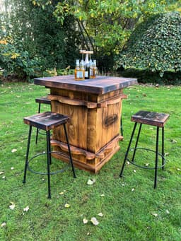 Macrocarpa Bar Leaner — photo 8 of 19