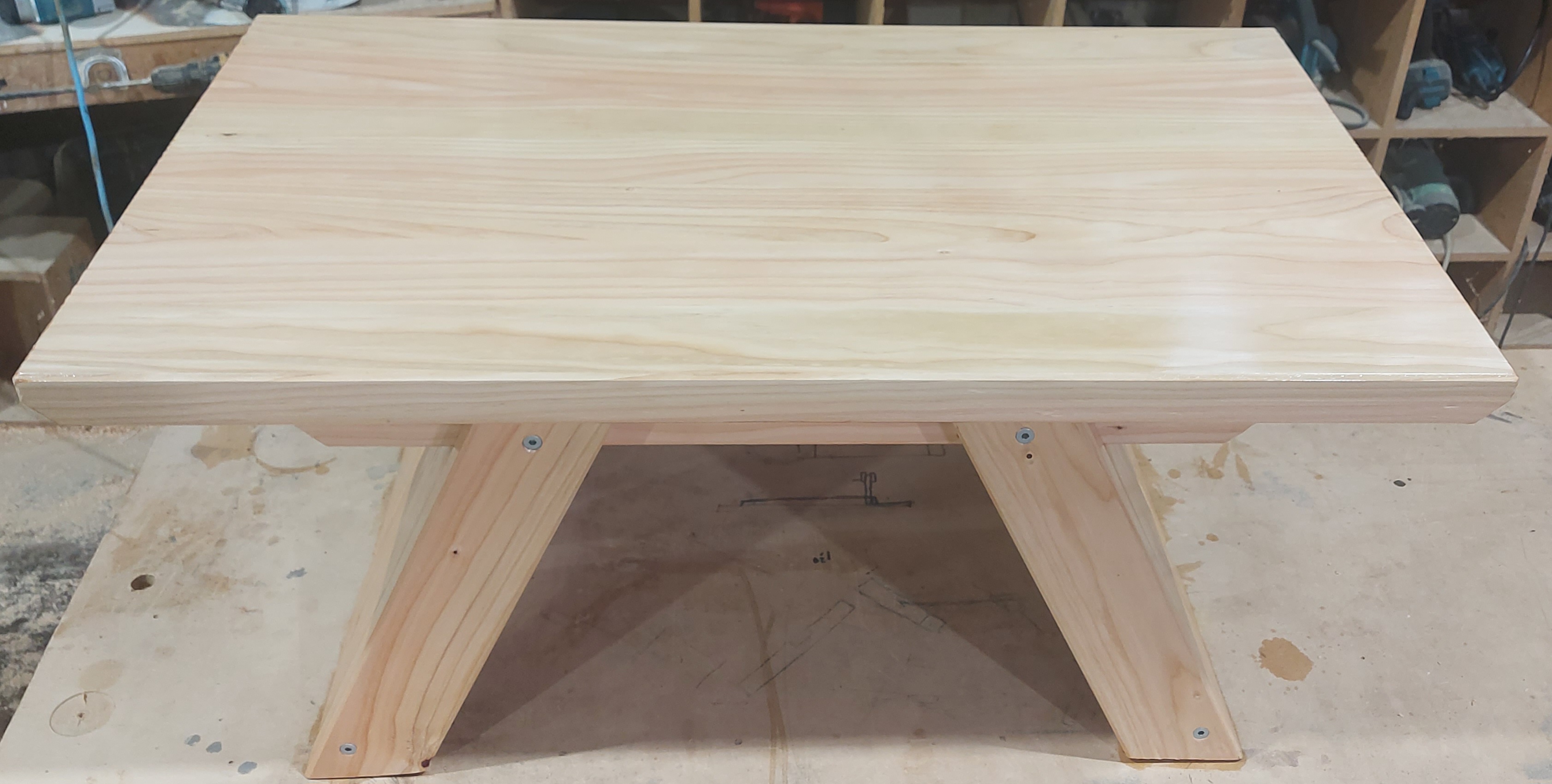 Coffee Tables & Hallway Tables